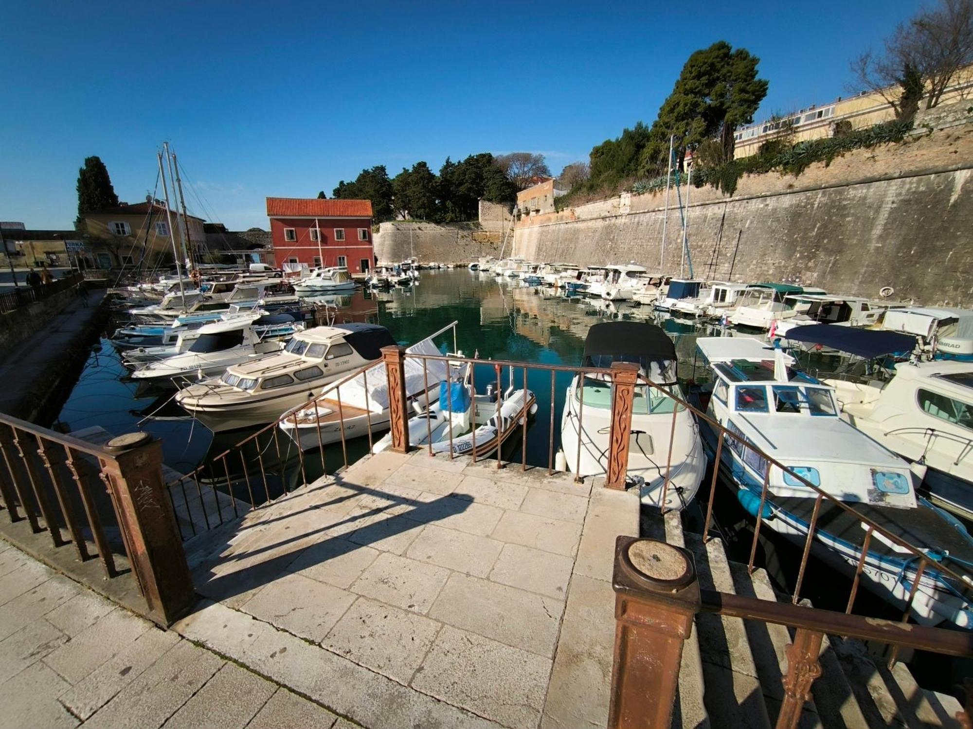 Holiday Home Anima Mea, Zara Esterno foto